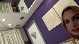 Bianca Andrade ama il sapore del cazzo