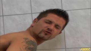 Verifica la tua età