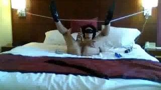Un po' di BDSM fatto in casa per farvi divertire e godere! Un po' di BDSM fatto in casa per farvi divertire e godere!