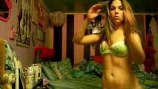 Una giovane troia che sa come godere