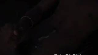 Dave gode segandosi su questo divano Dave gode segandosi su questo divano