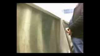 Una compilation di gay che si segano