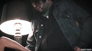 Scopata al buio di una matura bionda e calda con il suo stallone di oggi