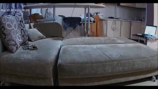 Dana in webcam con una coppia di amici