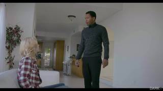 Runaway Haley che mostra gratitudine al ragazzo perchè la fa godere