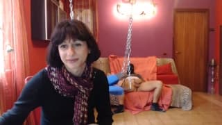 Lui scopa il culo di questa transessuale