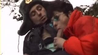 Questi due oggi fanno sesso sulla neve