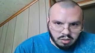 Un gay peloso oggi lo afferra e lo sega