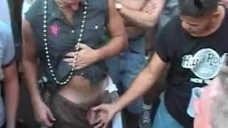 In questo festino gay godonok tutti In questo festino gay godonok tutti