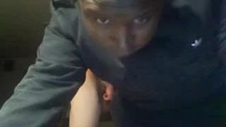 Un ragazzo nero voglioso di sentirlo tutto in bocca Un ragazzo nero voglioso di sentirlo tutto in bocca