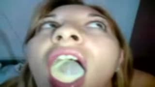 Sesso amatoriale per questa troia bionda Sesso amatoriale per questa troia bionda