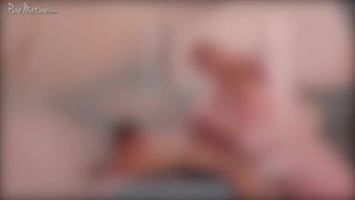 Una milf molto bella e molto ricca da penetrare