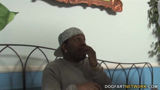 Cala Carves viene scopata da questo cazzo nero e grosso