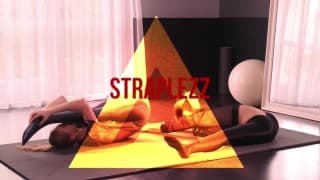 Due calde troie godono dopo lo yoga