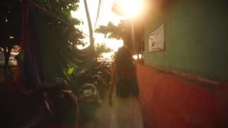 Serena L fa il bagno nuda in India Serena L fa il bagno nuda in India