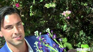 Maddie e Chloe scopano questo cazzo duro