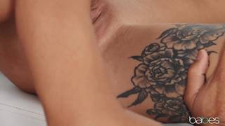 Liya Silver si farà scopare con passione