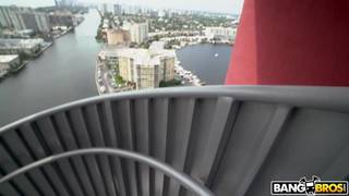 Verifica la tua età