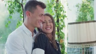 Due fantastiche troie si scopano il cazzo di un loro amico.