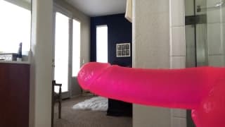 Shay Fox a casa a godersi un dildo da sola Shay Fox a casa a godersi un dildo da sola