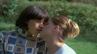 Donne arrapate in un porno francese vintage