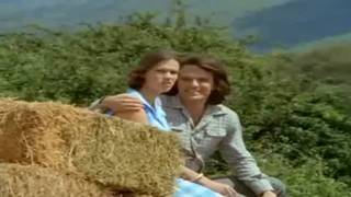 Brigitte Lahaie fa sesso in campagna