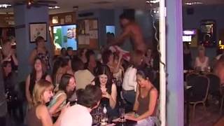 Tante donne vogliose a questi festini bollenti