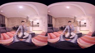 Sesso anale con sborrata sulla faccia in realtà virtuale