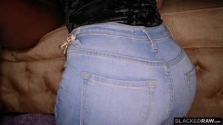 Serena Santos è entusiasta di essere scopata da una BBC