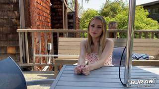 Anna Claire ci mostra le sue doti da pompinara