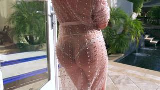 Nikki Benz prende il cazzo enorme di Dredd