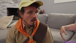 Due madri affamate di cazzo si scambiano i figli e se li scopano.