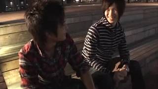 Questi ragazzi asiatici si esibiscono in un gioioso rapporto anale Questi ragazzi asiatici si esibiscono in un gioioso rapporto anale