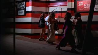 Alcune scene piccanti di porno vintage dalla Francia