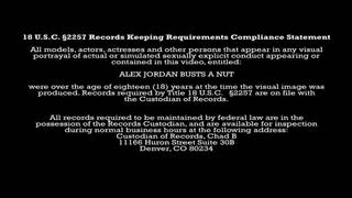 Il minet Alex Jordan si masturberà per voi e vi piacerà guardarlo