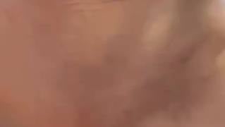 Potete succhiare e scopare in una barca sul lago!