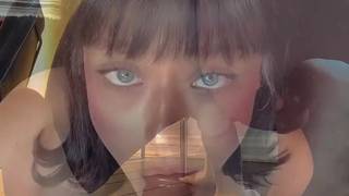 Vuoi che ti succhi il cazzo come faccio con questo dildo?