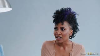 Per salvare il suo matrimonio, Demi Sutra si fa scopare da Lucas