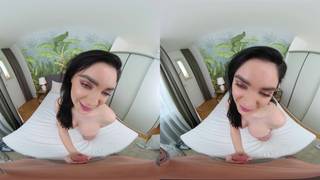 La bruna ci delizia con un porno POV in VR per sentirlo La bruna ci delizia con un porno POV in VR per sentirlo
