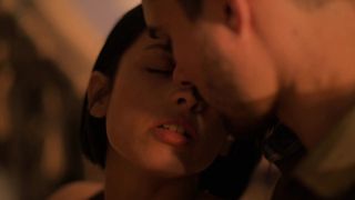 Lei non sapeva che esistesse un kamasutra speciale nell'amaca