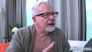 Verifica la tua età