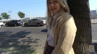 Verifica la tua età