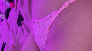 Lei sa che è facile tirargli fuori molti emen con la bocca e le mani