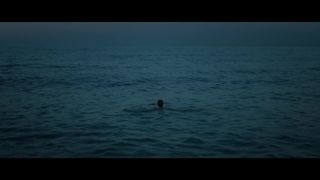 Un film molto erotico con una sirena che adora essere scopata