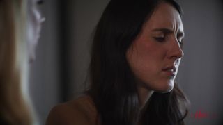 Cadence Lux e Sadie Summers cadono in un sesso lesbico