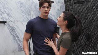 Verifica la tua età