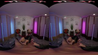 Jazmin Luv in VR ci fa immaginare che la abbiamo montata
